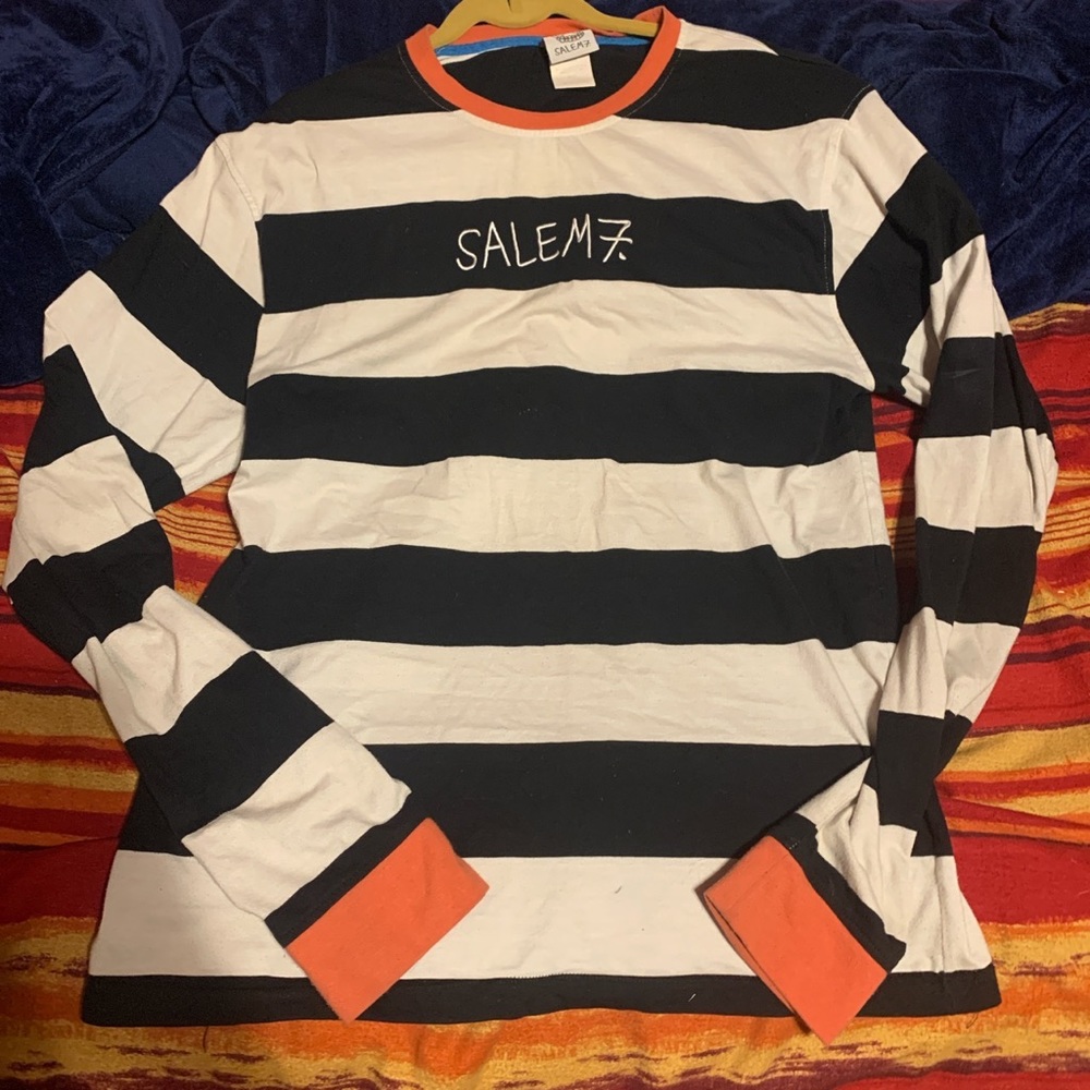 Salem7 black and white striped tee shirt